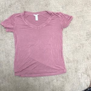 Tillys V-Neck tee, salmon pink color